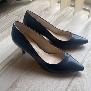 Alfani size 7.5W Navy Blue Heels
